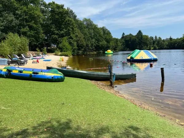 Carrousel - L'Émeraude du Périgord
