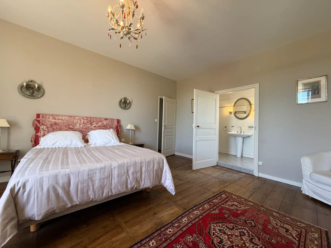 Carrousel - L'Émeraude du Périgord