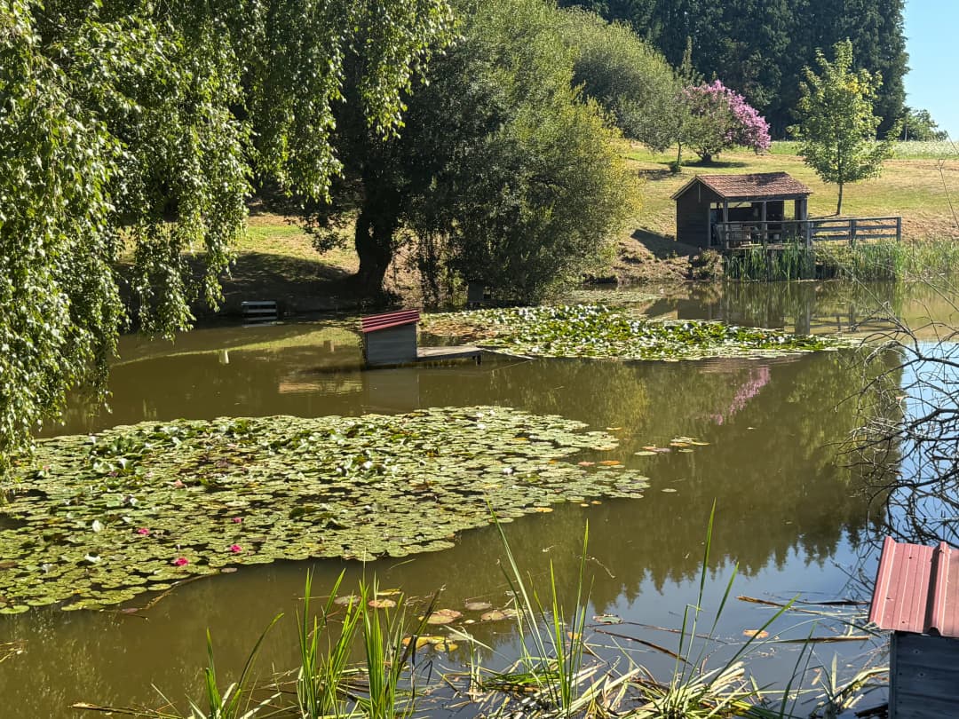 Carrousel - L'Émeraude du Périgord
